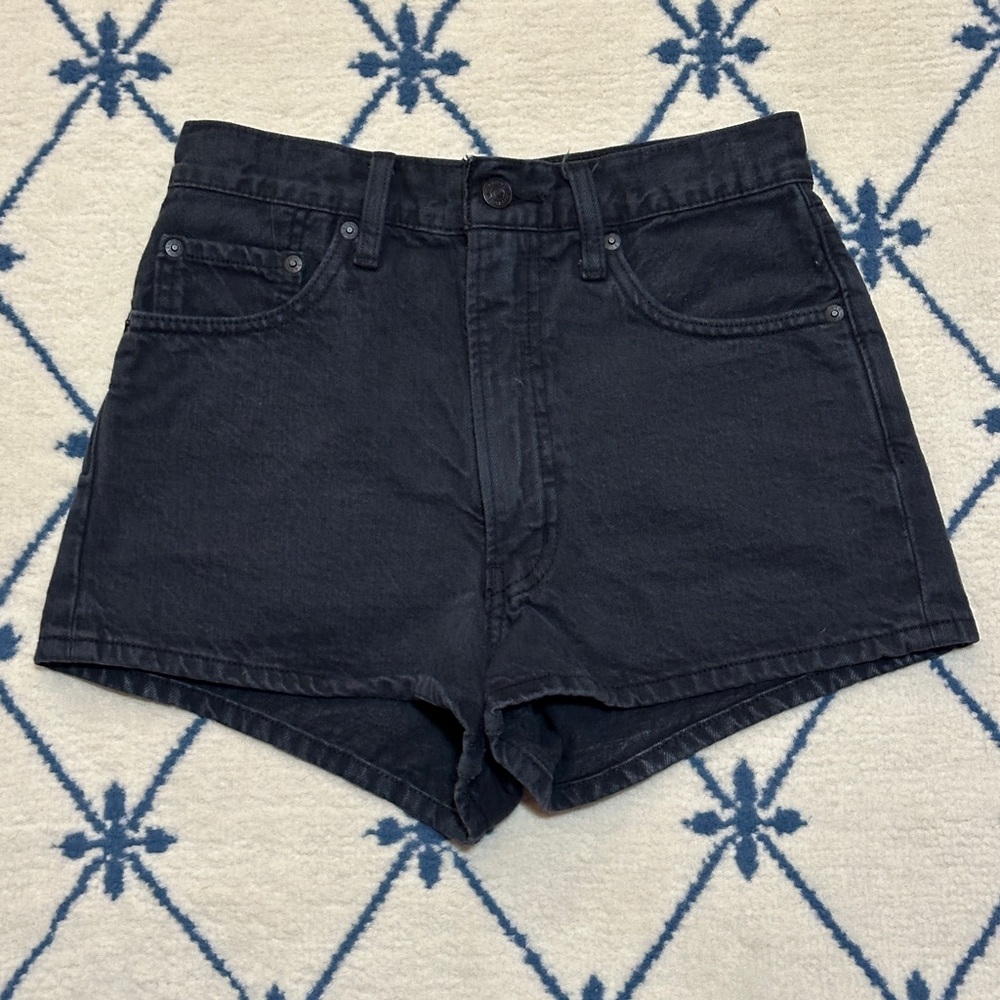 Levis Wellthread Collection Ribcage Black Denim Shorts - Picture 2 of 4